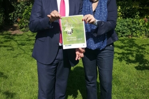 Présentation du Plan fédéral abeilles avec Marie Christine Marghem